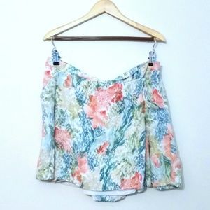 ⬇️Old Navy floral mini skirt size 2XL w/ POCKETS!